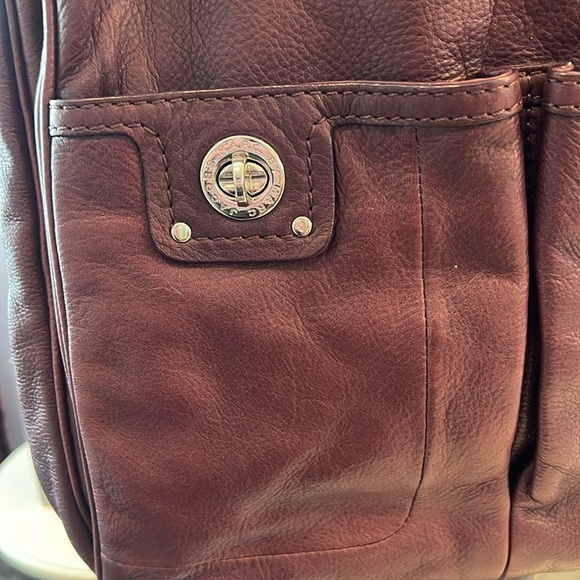 Marc by Marc Jacobs Totally Turnlock Teri Bag - Picture 2 of 8